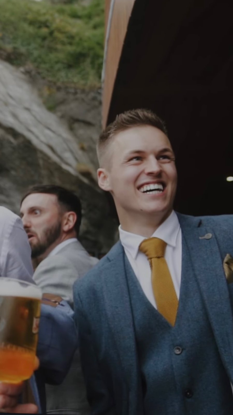 Tom Rose performing magic