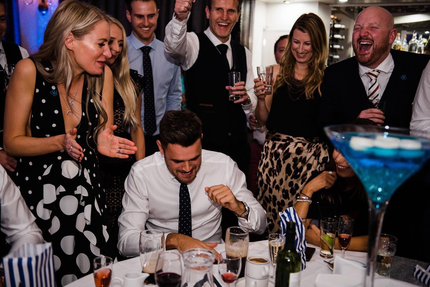 Guest reaction to Tom's magic at a wedding