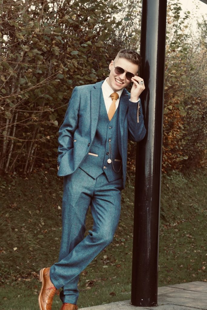 Tom Rose Magic performance