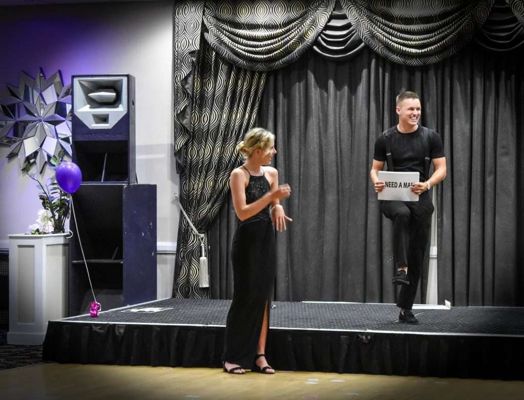 Tom Rose Magic performance